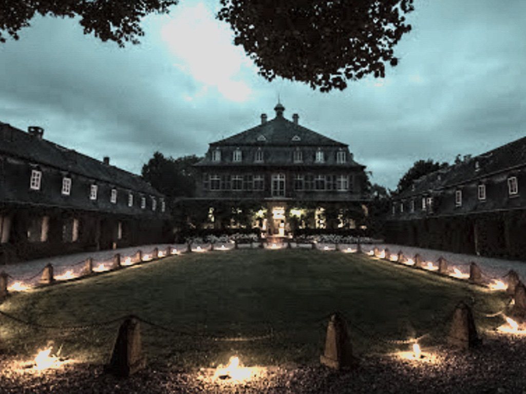 Krimi-Dinner — Mord auf Schloss Eicherhof